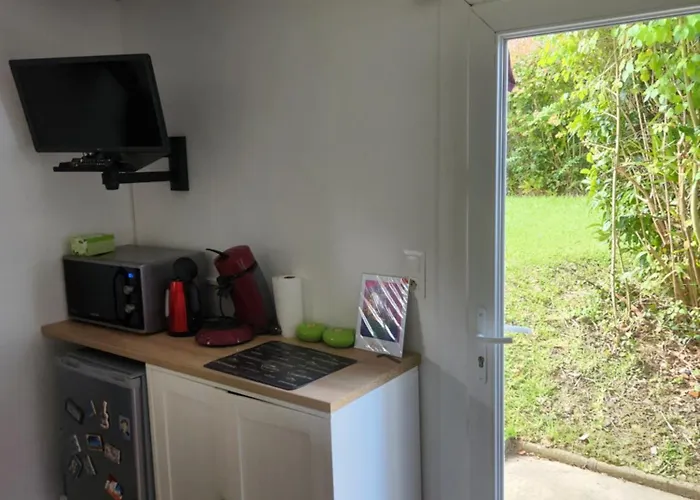 Sur Les Fleuristes Apartamento *